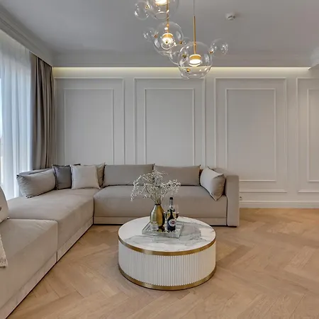 Deo Plaza Premium Suites, Riverside & Radisson By Downtown Apartment Gdansk