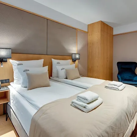 Apartment Deo Plaza Premium Suites, Riverside & Radisson By Downtown Gdansk