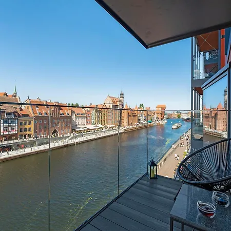 Apartment Deo Plaza Premium Suites, Riverside & Radisson By Downtown Gdansk